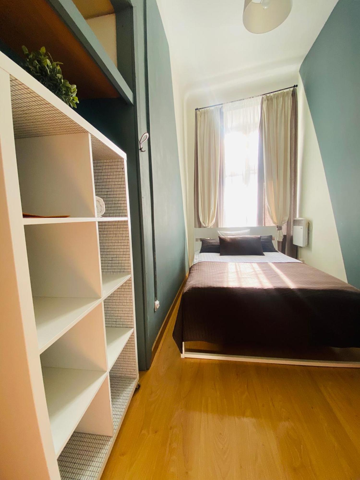 Krakow Apartments & Rooms ภายนอก รูปภาพ
