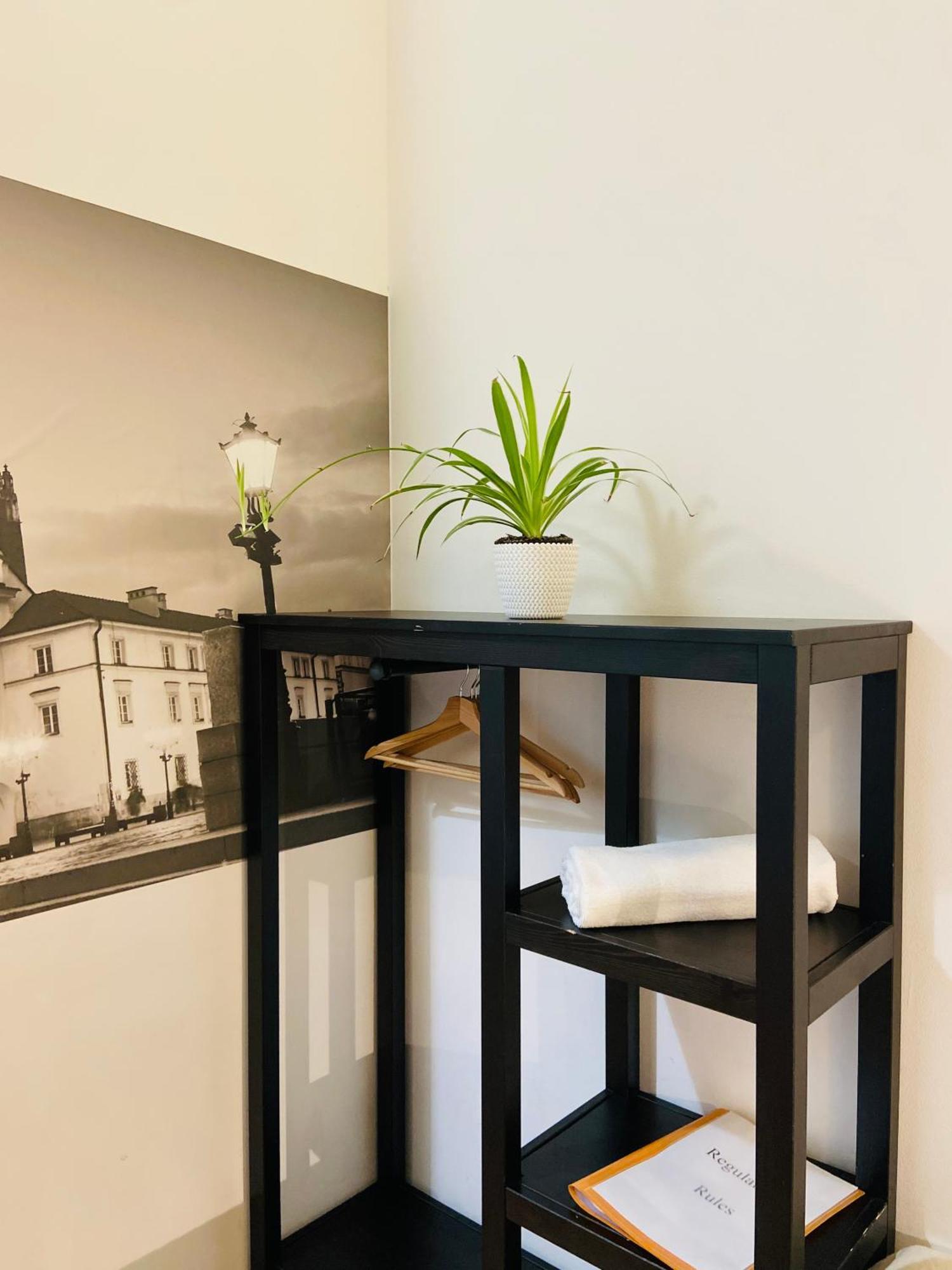 Krakow Apartments & Rooms ภายนอก รูปภาพ