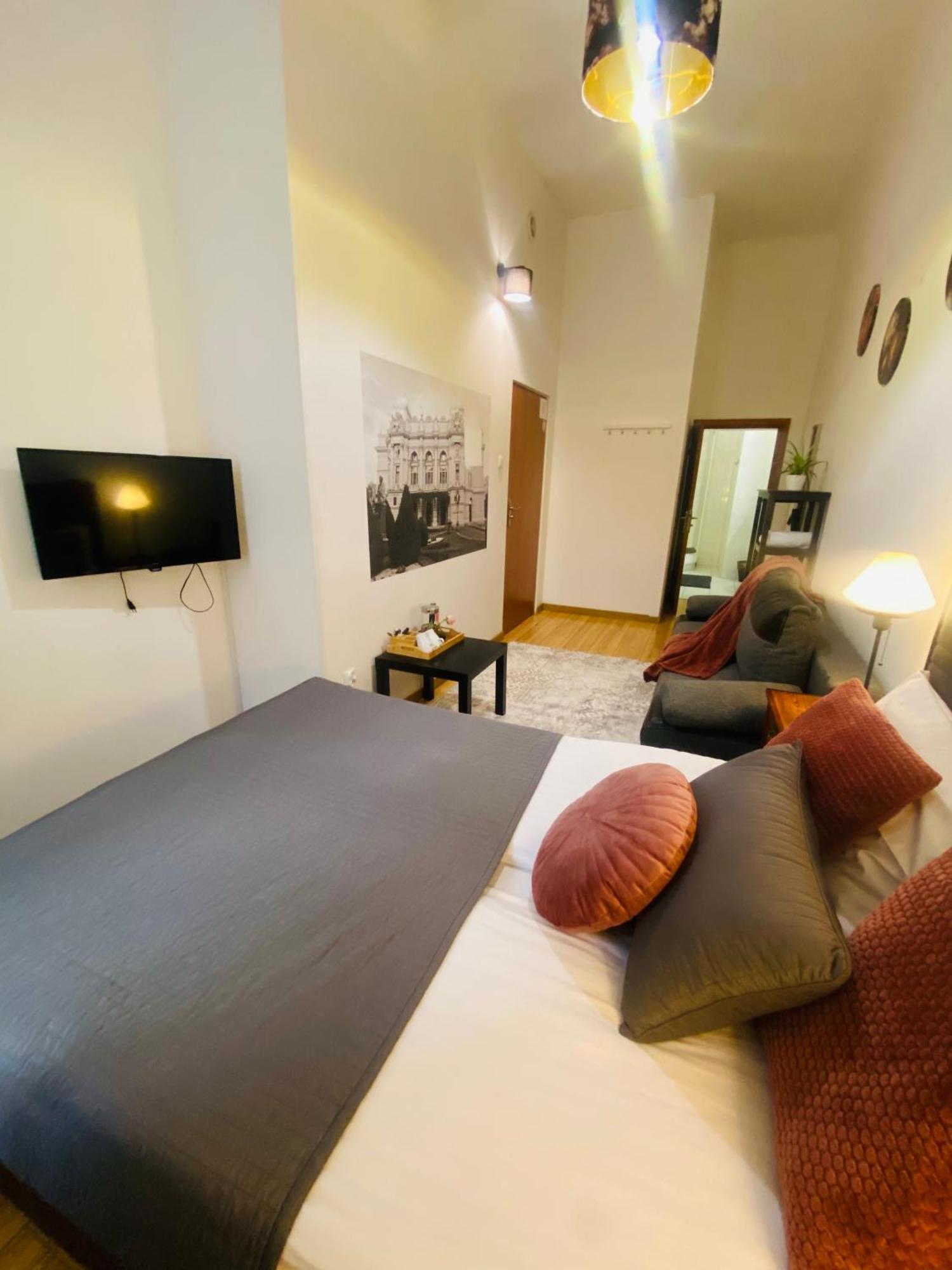 Krakow Apartments & Rooms ภายนอก รูปภาพ
