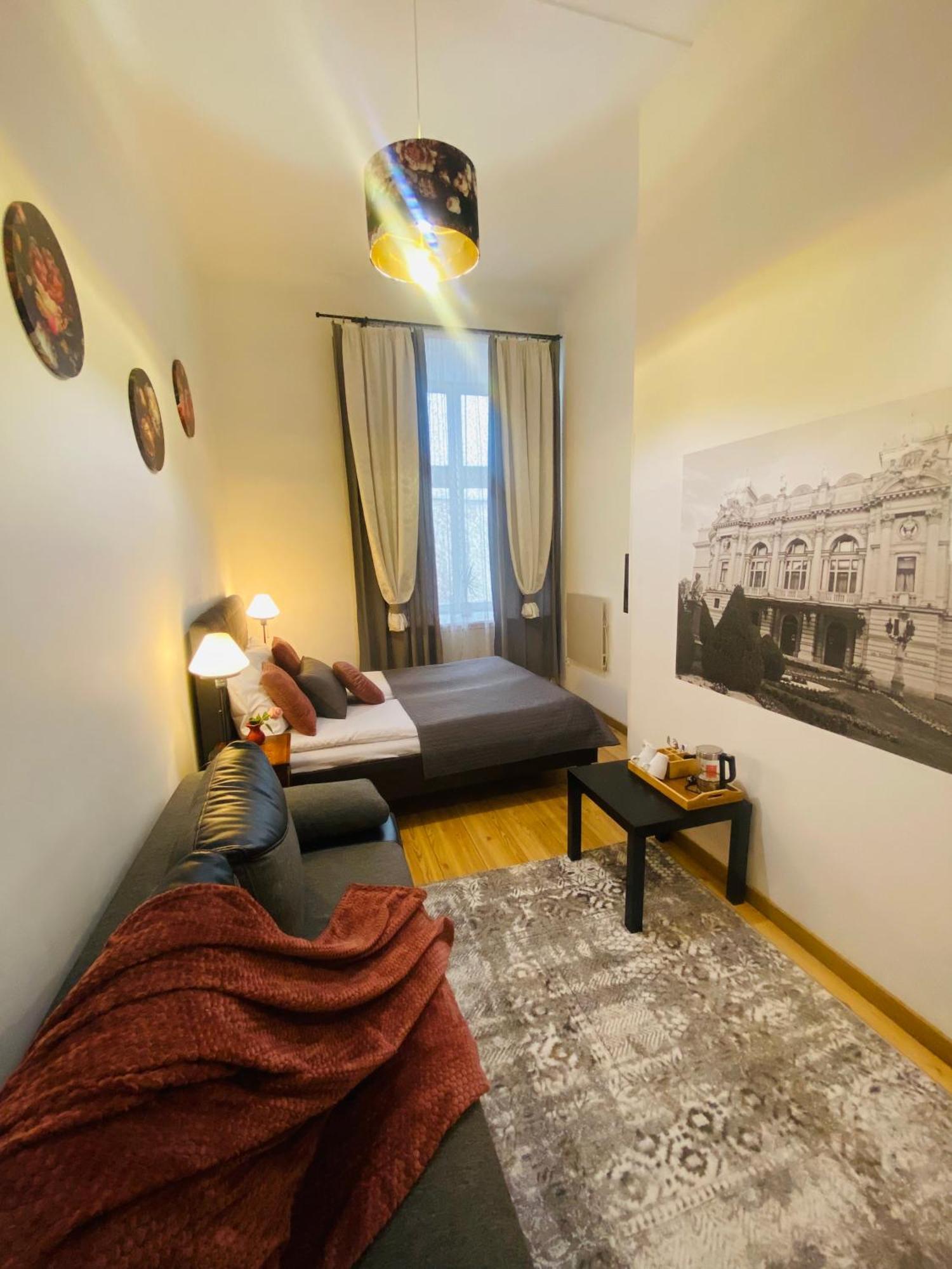 Krakow Apartments & Rooms ภายนอก รูปภาพ
