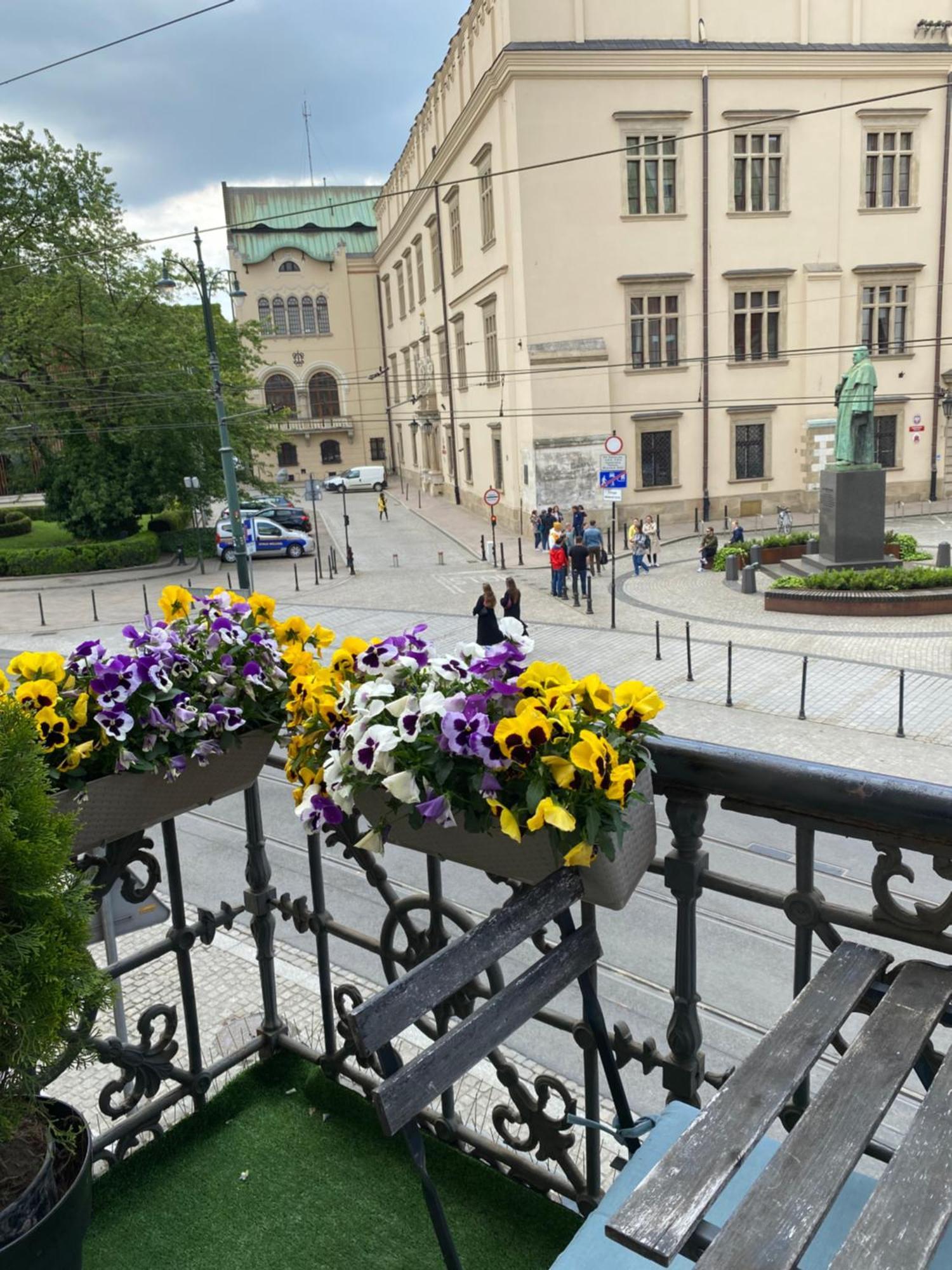 Krakow Apartments & Rooms ภายนอก รูปภาพ